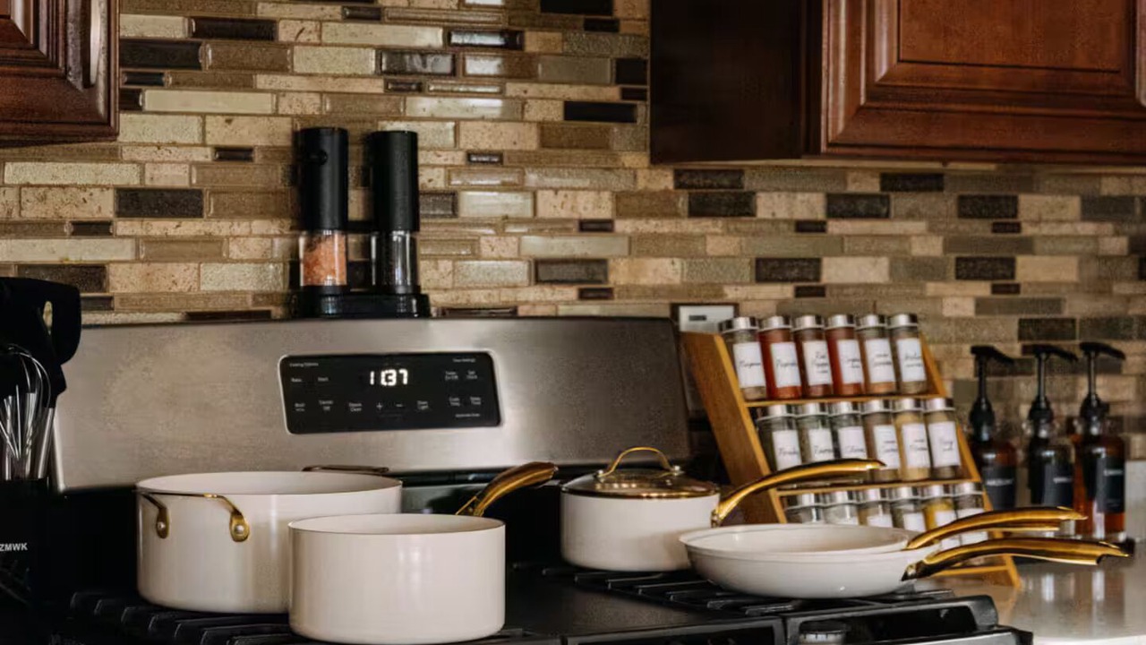 Photo of Kitchen in Hackensack River Waterfront