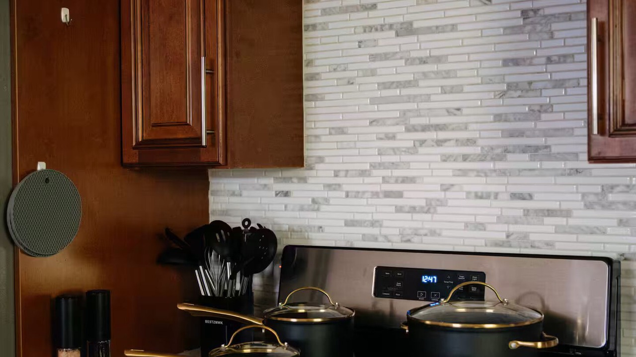 Photo of Kitchen in Hackensack River Waterfront