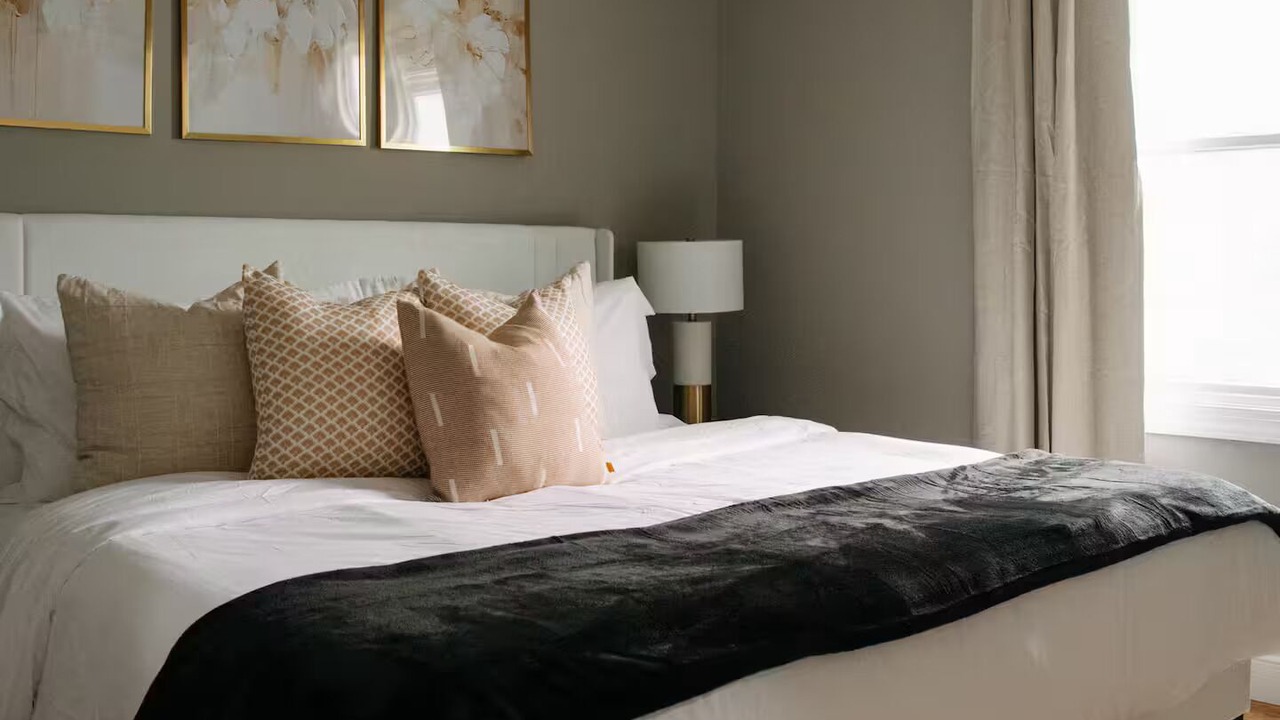 Photo of Bedroom in Hackensack River Waterfront
