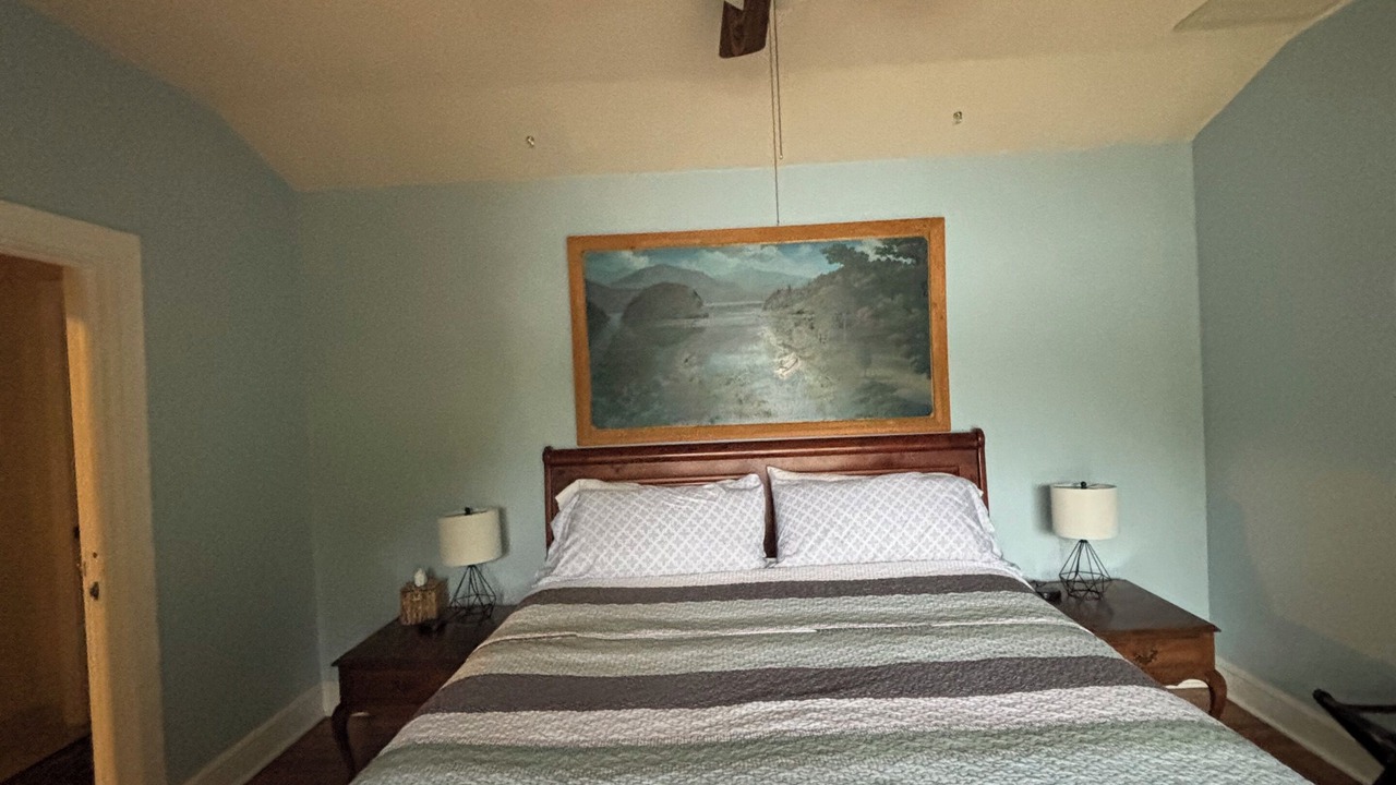 Photo of Bedroom in Lake Lure