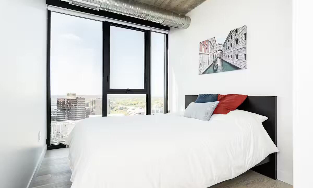 Photo of Bedroom in Downtown Winnipeg