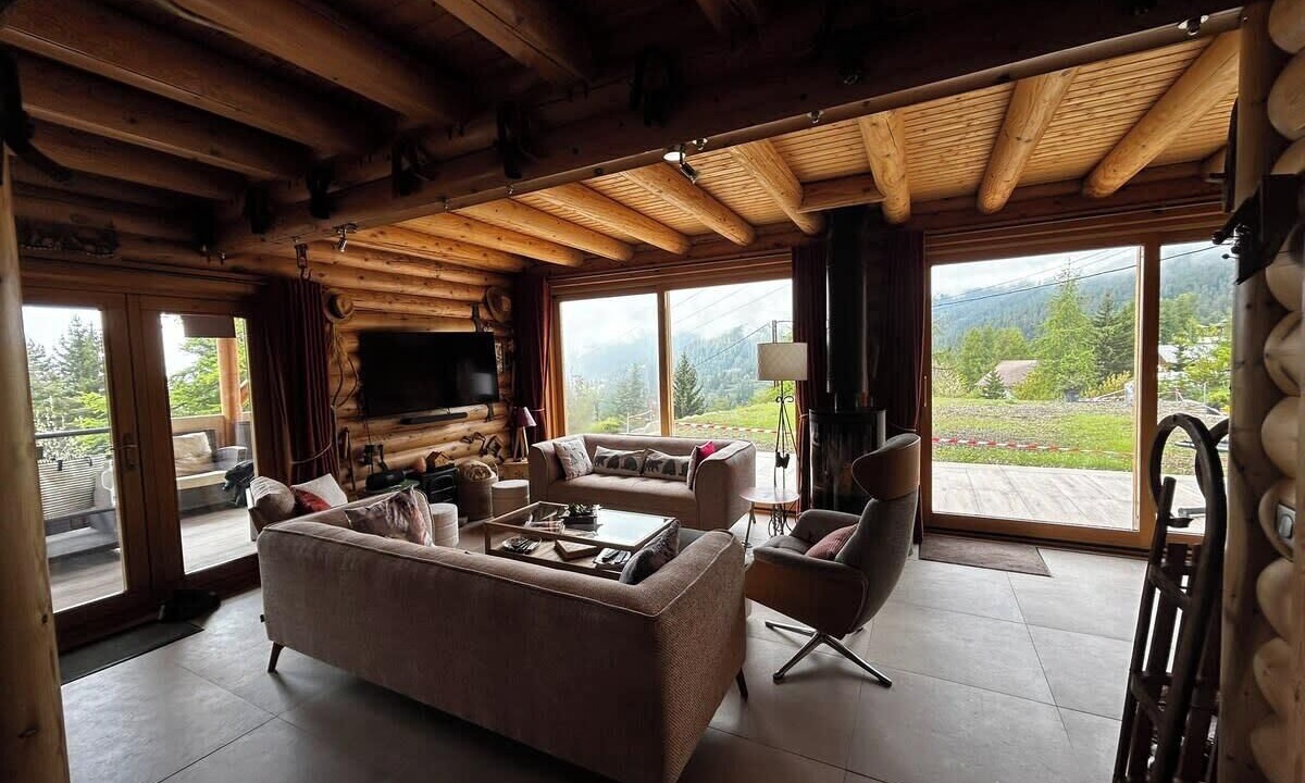 Photo of Livingroom in Roubion