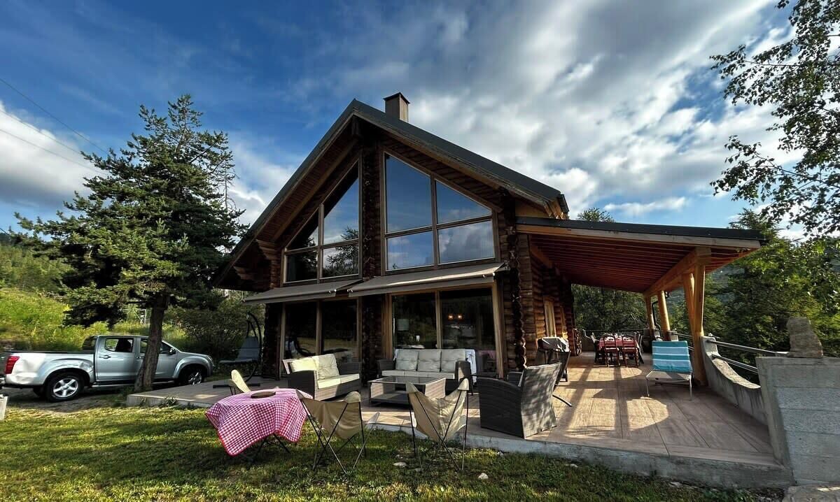 Photo of Patio Balcony in Roubion