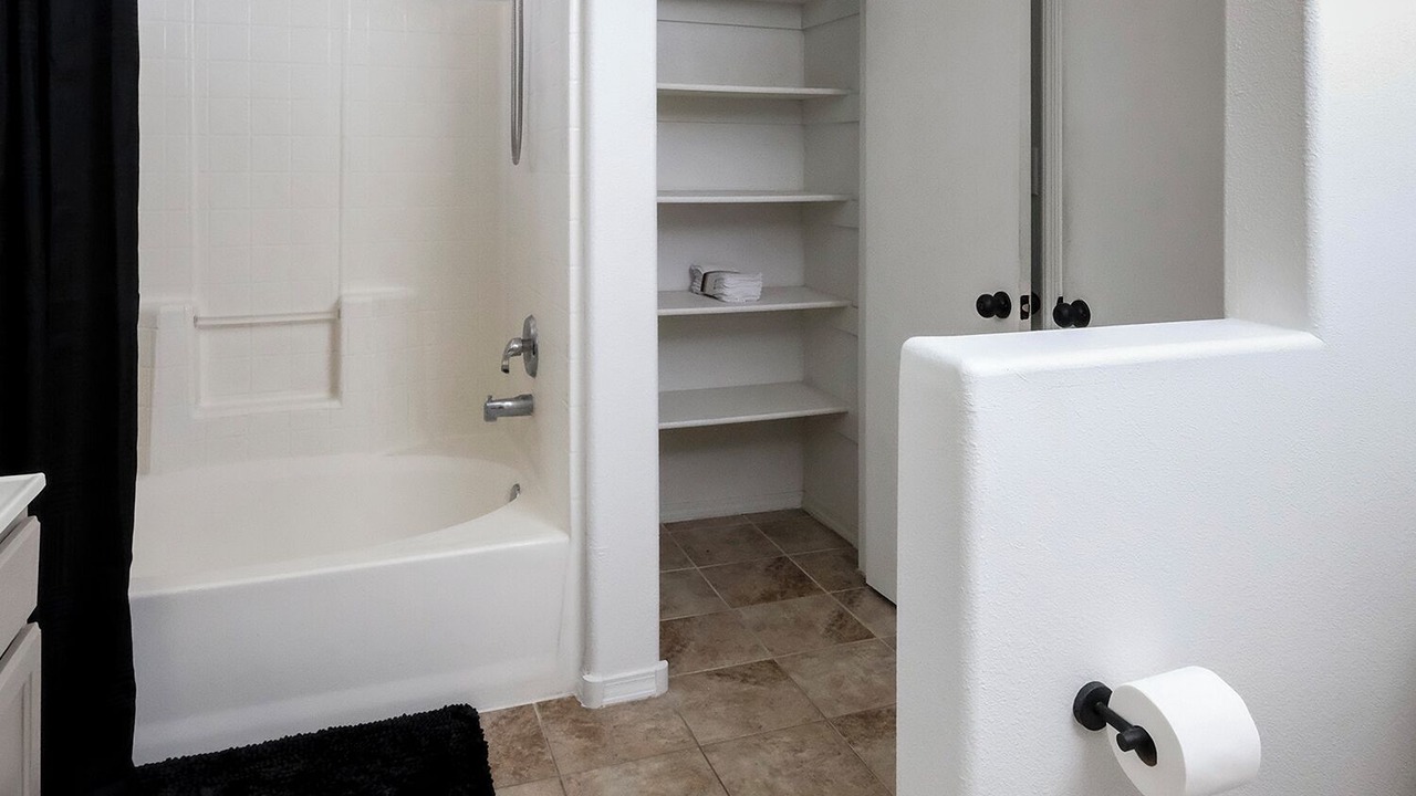 Photo of Bathroom in Vista Sandia