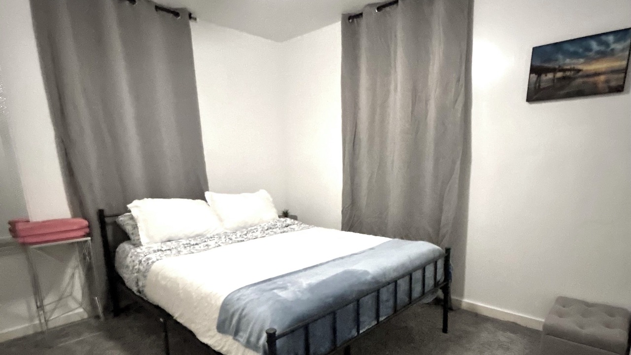Photo of Bedroom in West Dallas