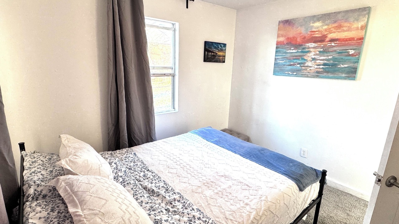 Photo of Bedroom in West Dallas