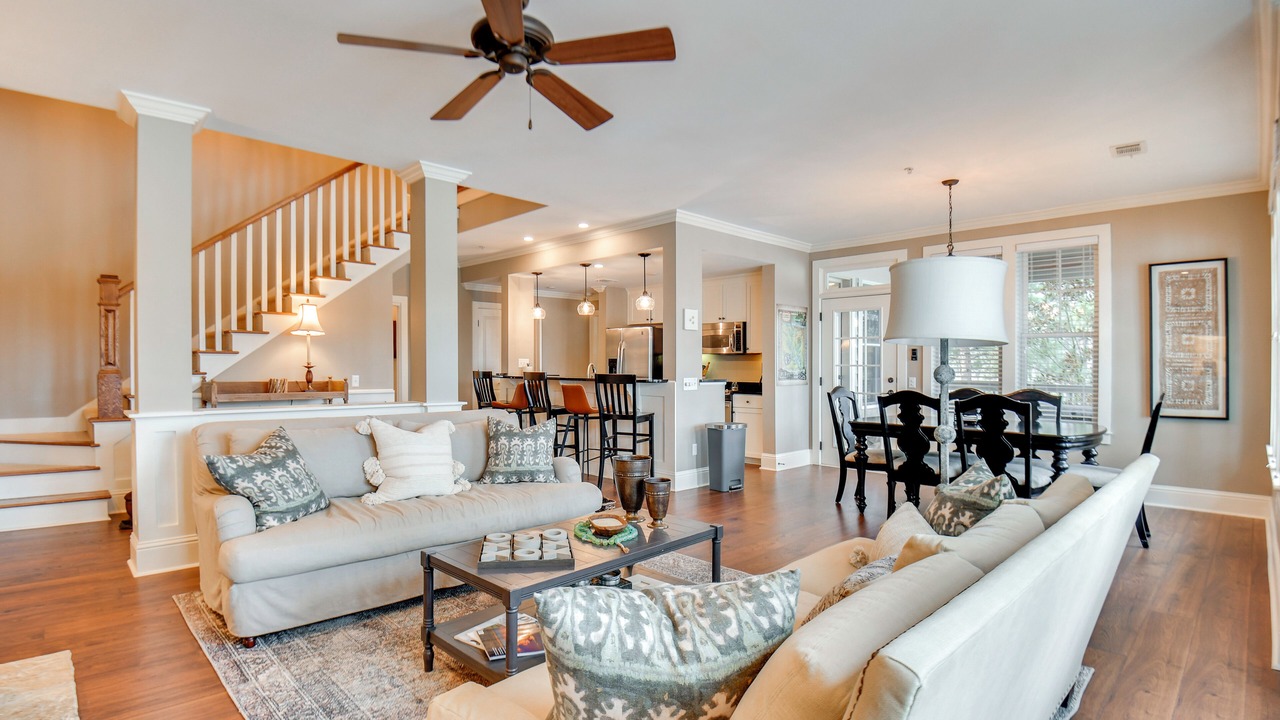 Photo of Livingroom in Lake Oconee