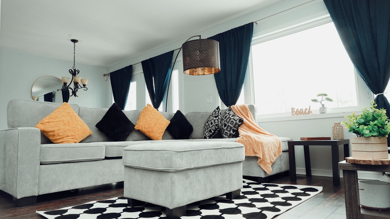 Photo of Livingroom in Barrie
