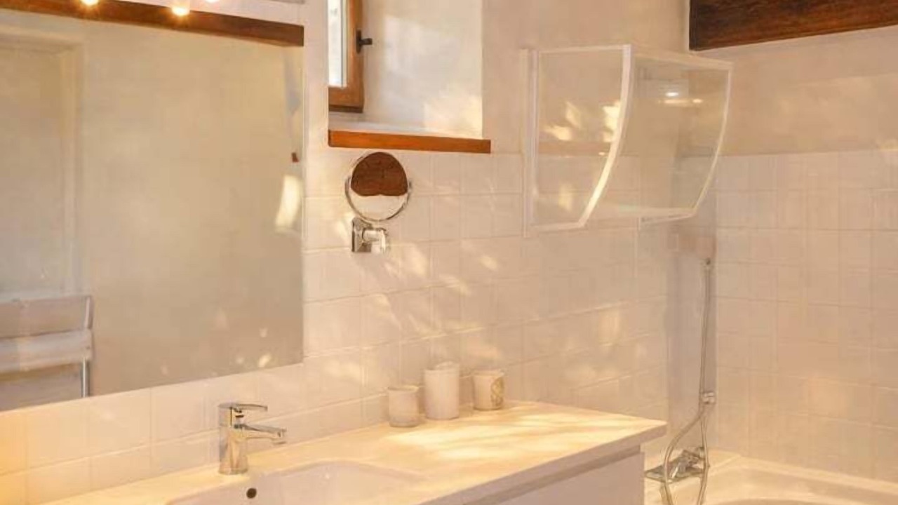 Photo of Bathroom in Chatillon-sur-Indre