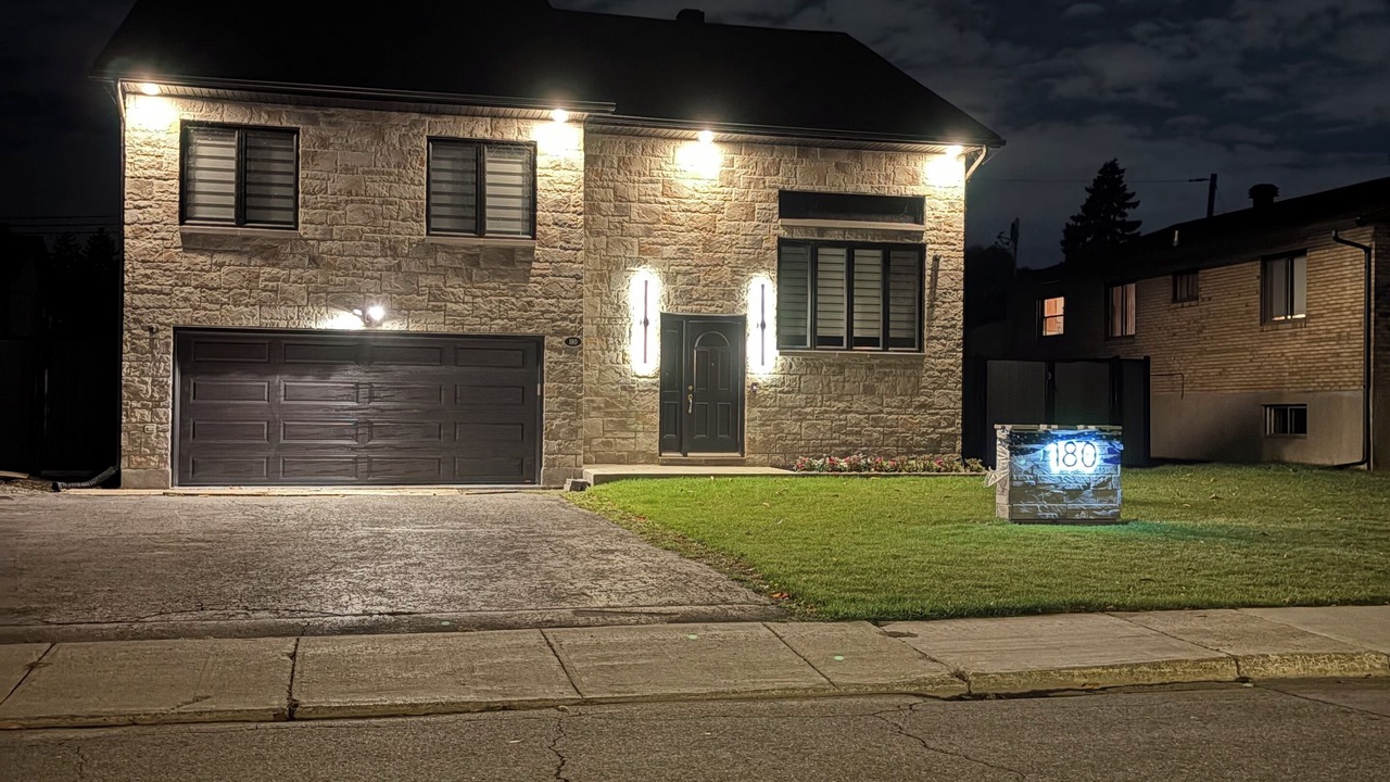 Photo of Outdoor in Dorval