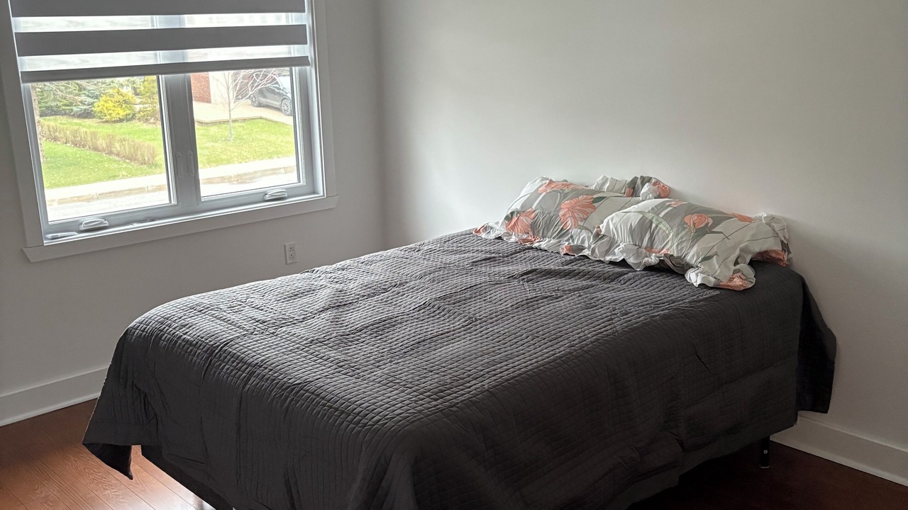 Photo of Bedroom in Dorval