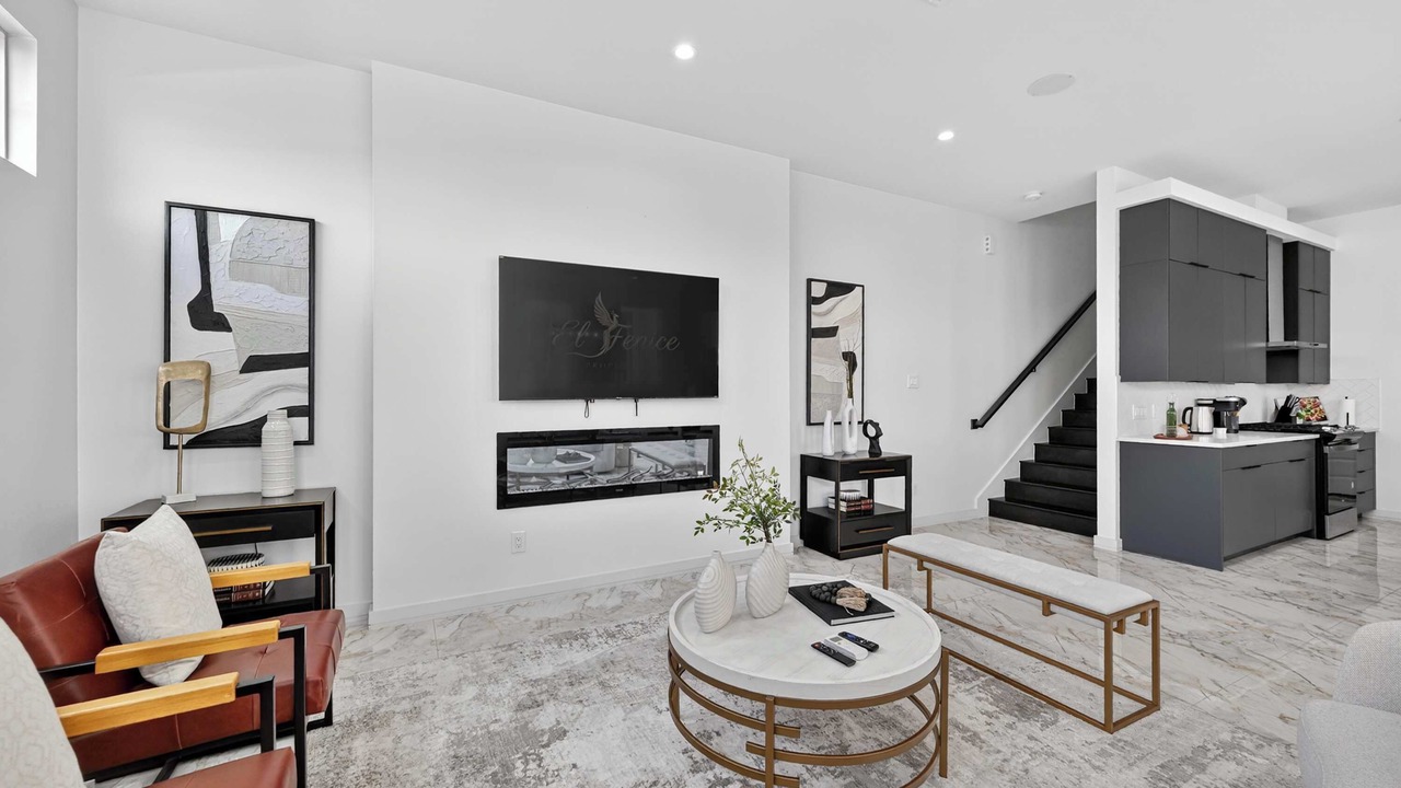 Photo of Livingroom in Houston