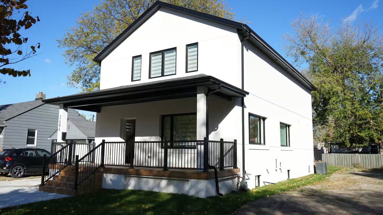 Photo of Outdoor in Windsor