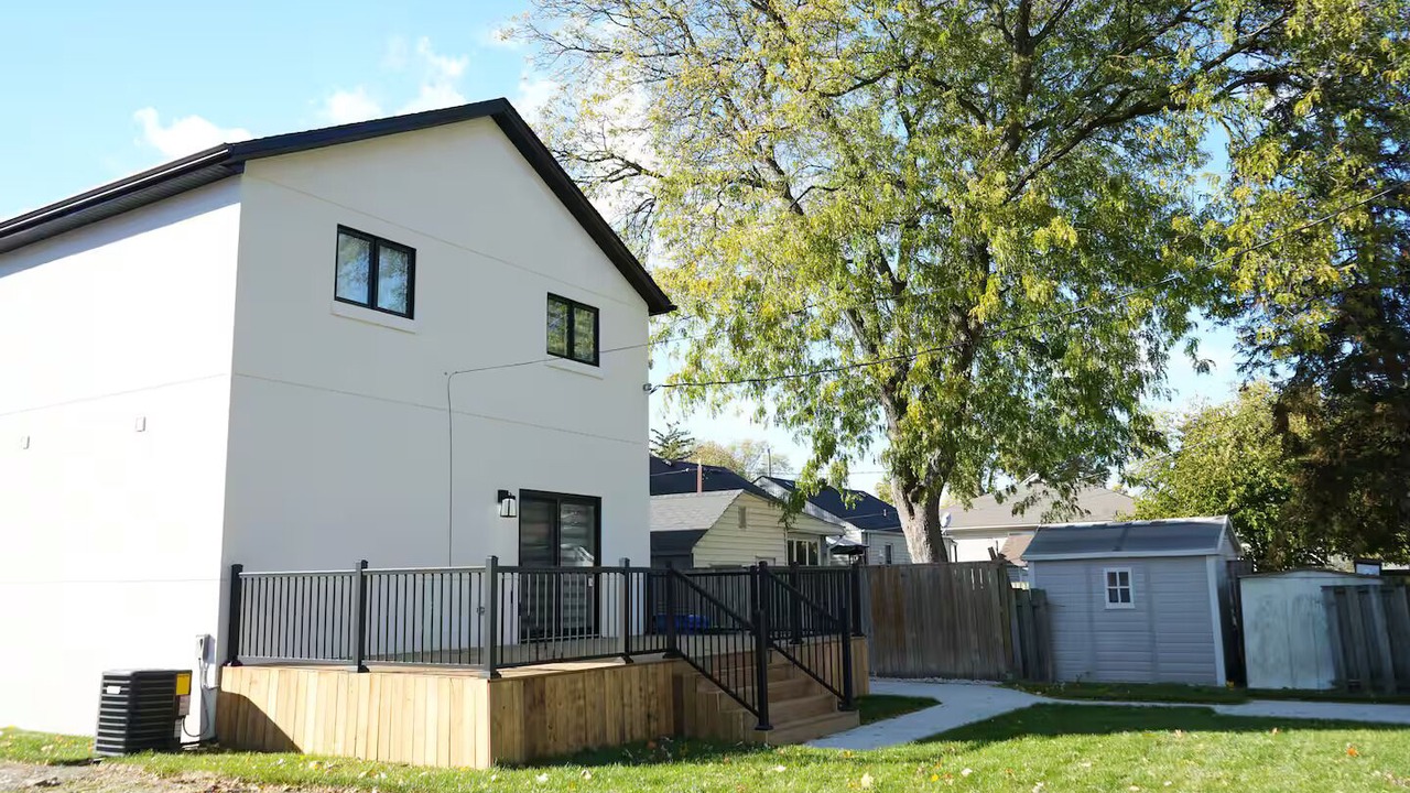 Photo of Outdoor in Windsor