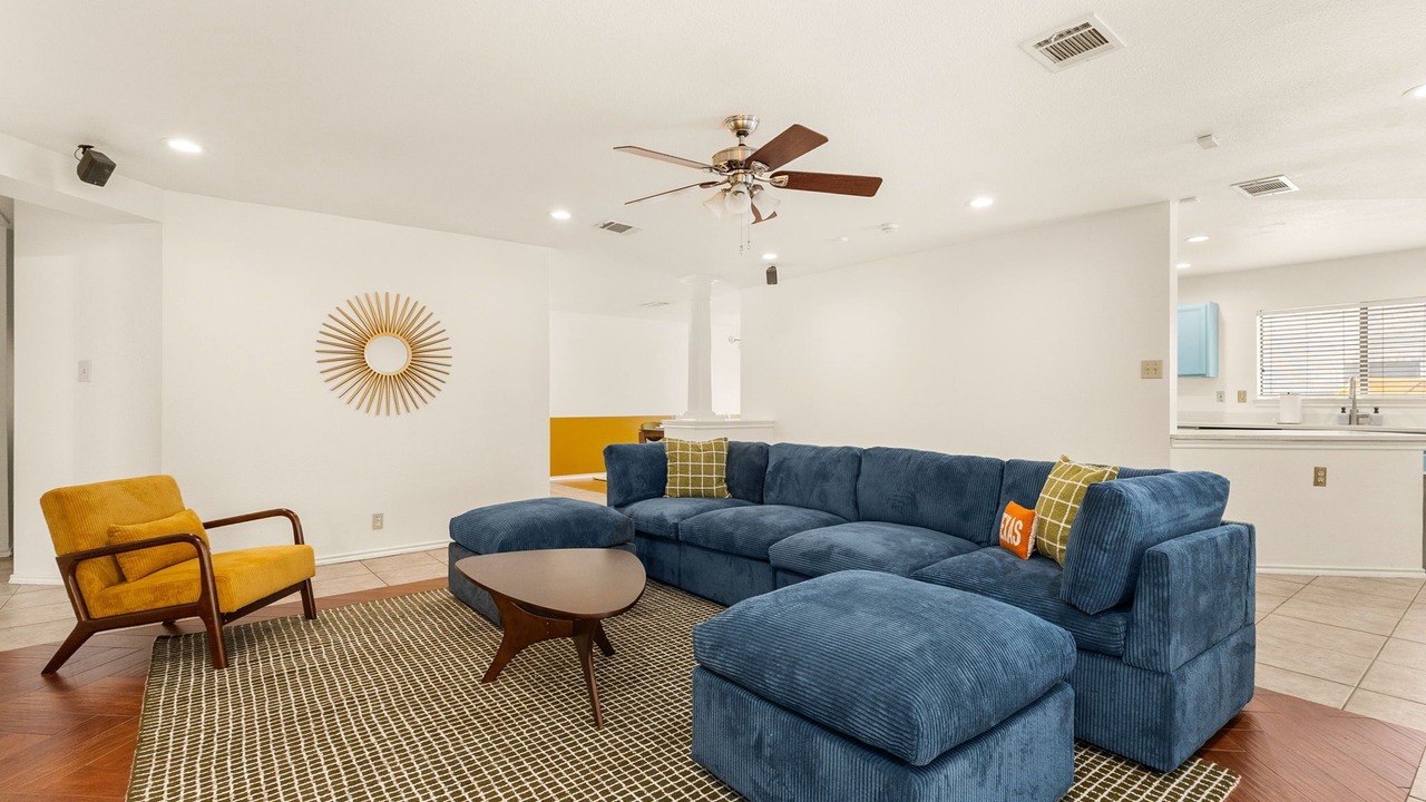 Photo of Livingroom in Wetmore