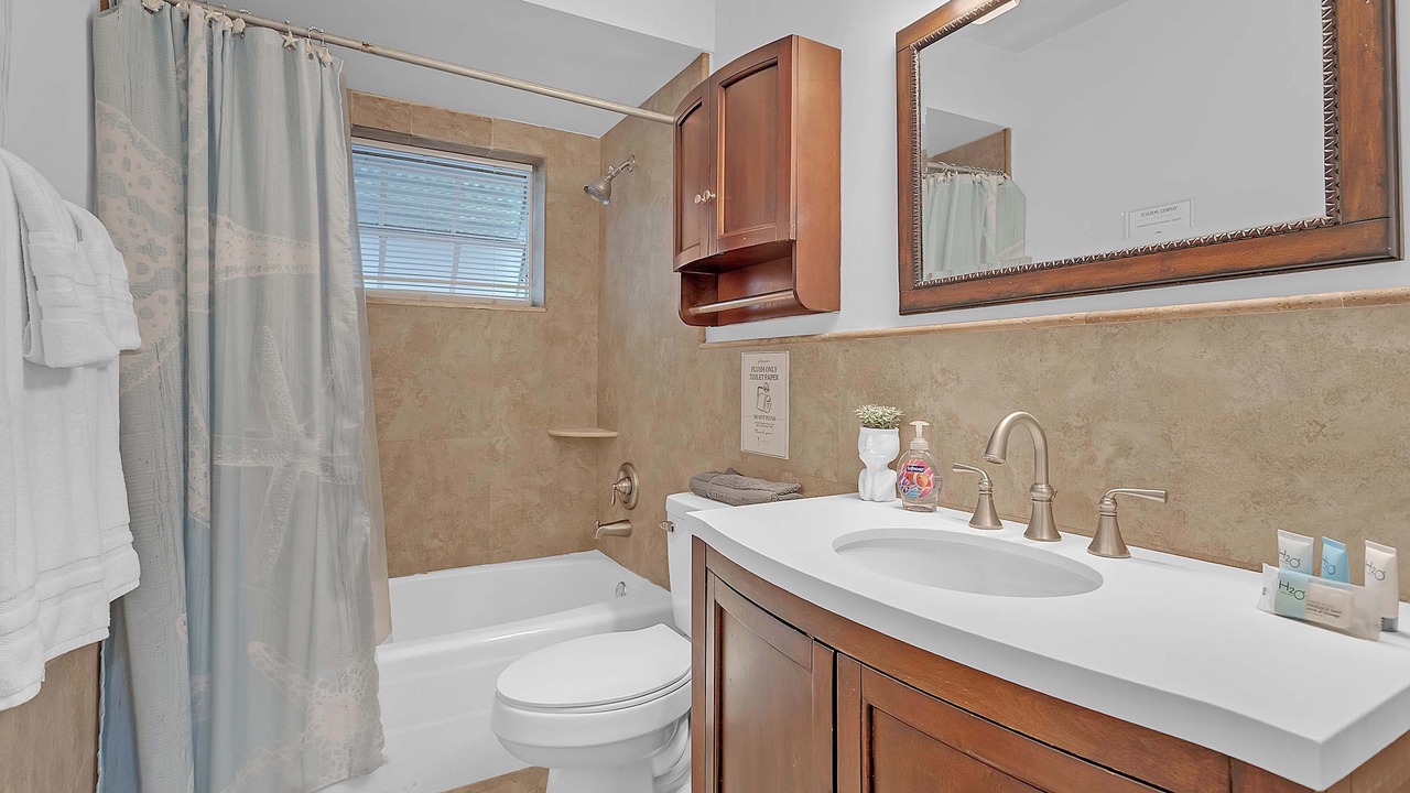 Photo of Bathroom in The Cove