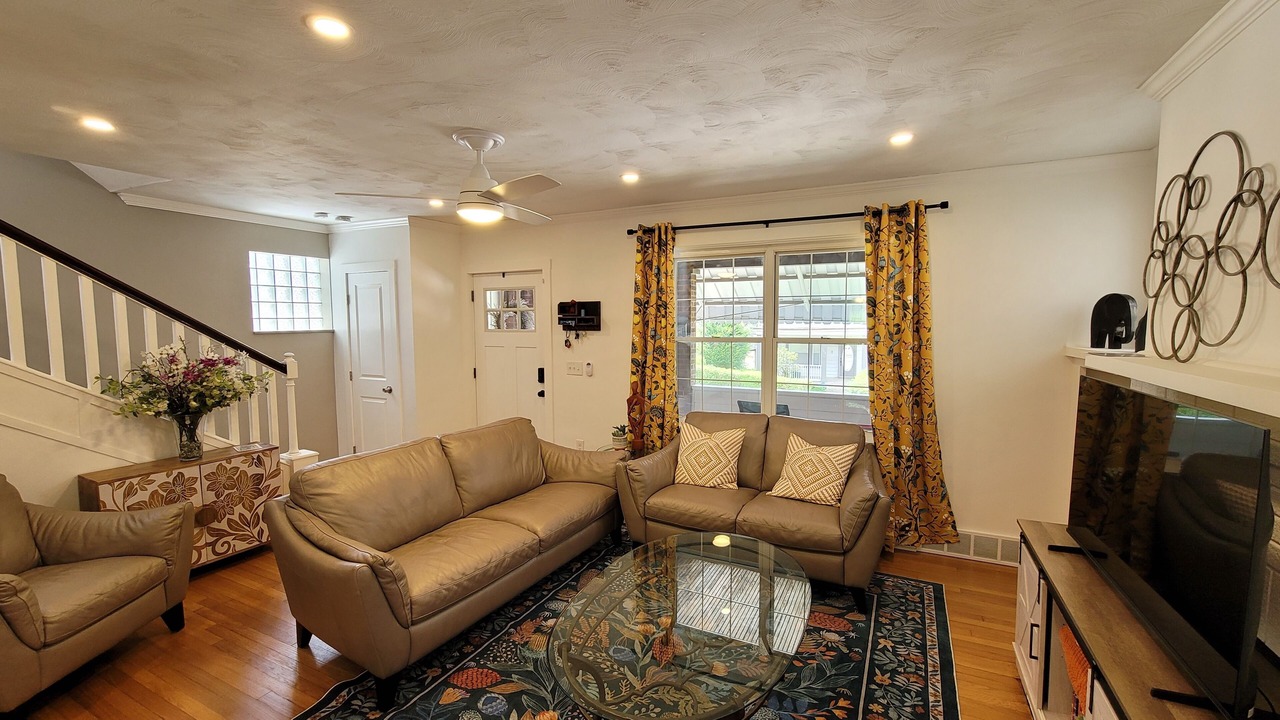 Photo of Livingroom in Brookline