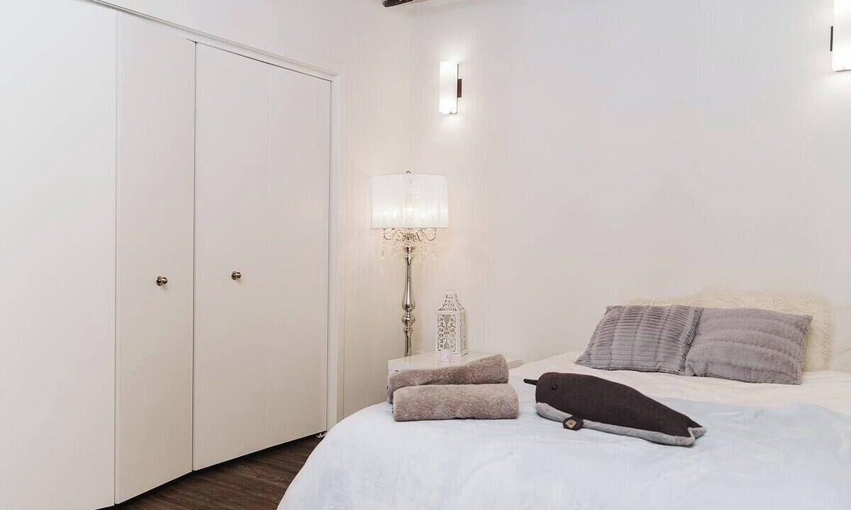 Photo of Bedroom in Exchange District