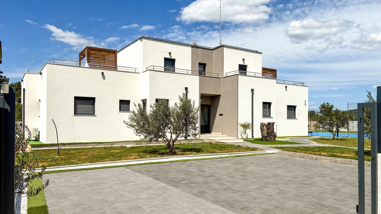 Photo of Others in Benkovac