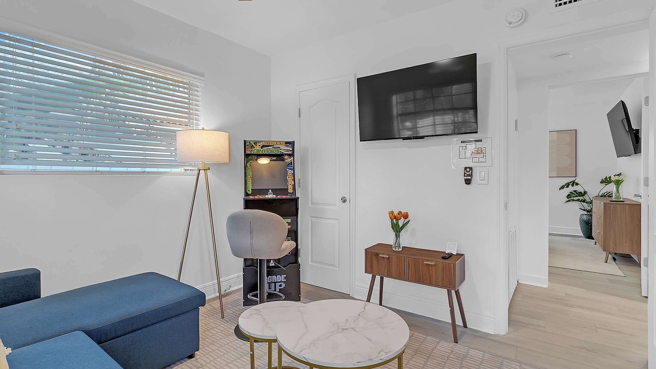 Photo of Livingroom in Miami Springs