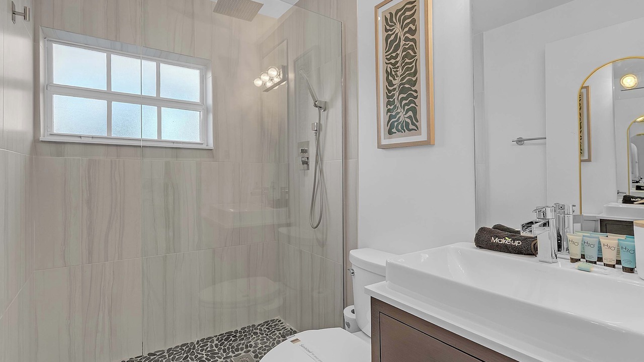 Photo of Bathroom in Miami Springs