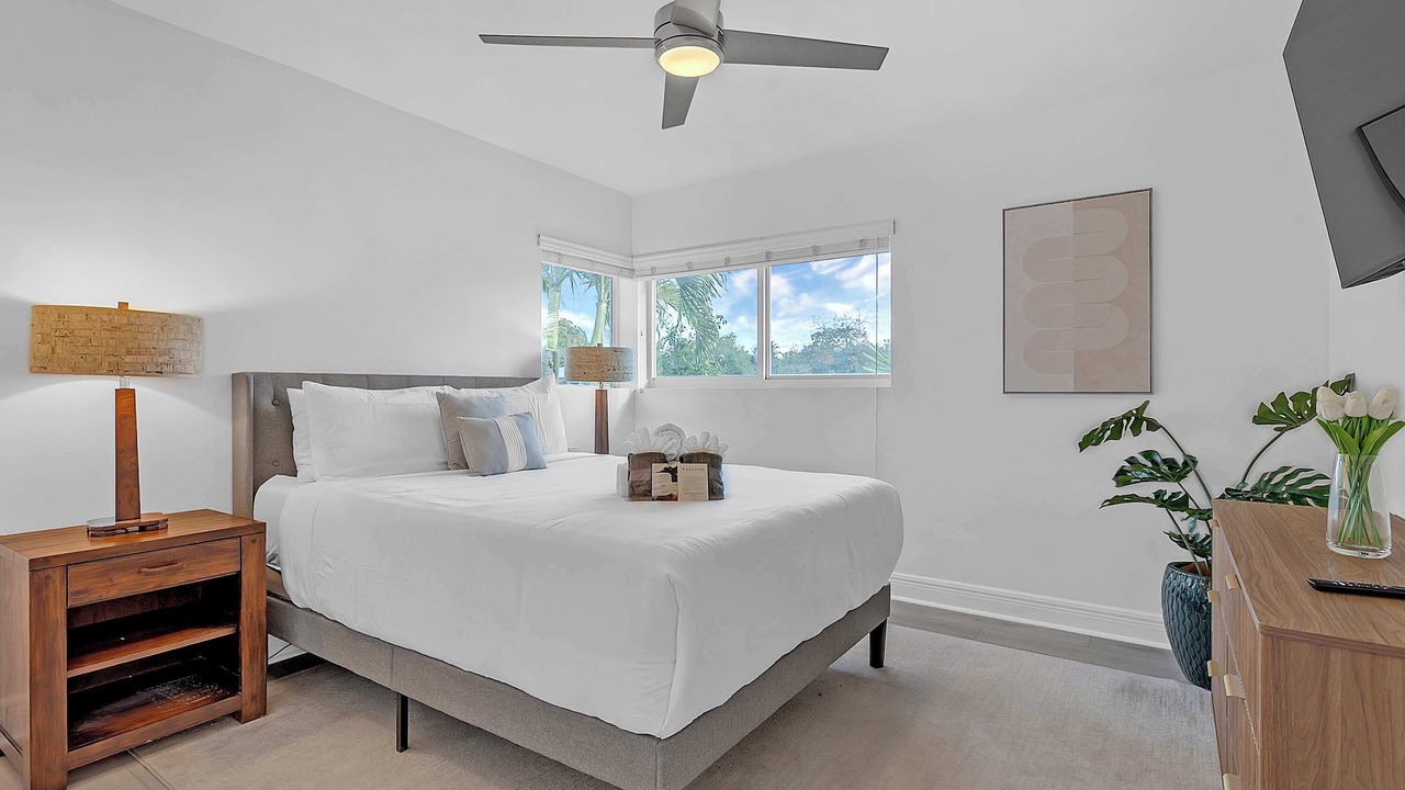 Photo of Bedroom in Miami Springs