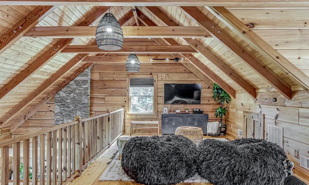 Photo of Livingroom in Castalian Springs