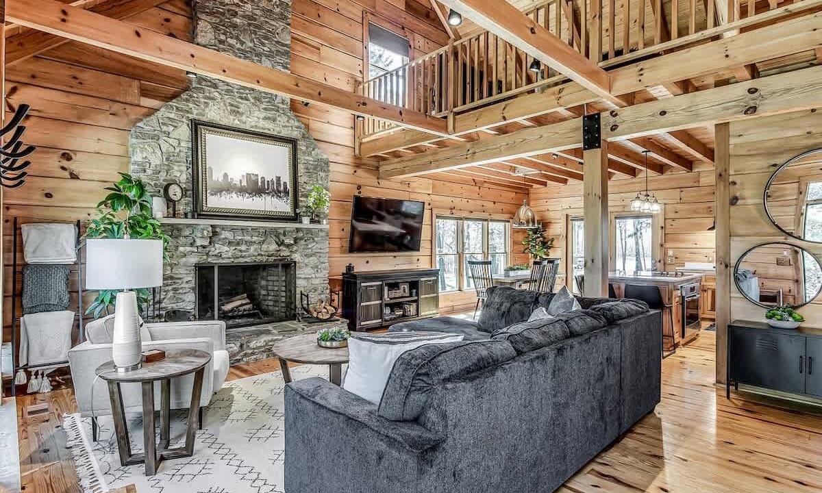 Photo of Bedroom in Castalian Springs