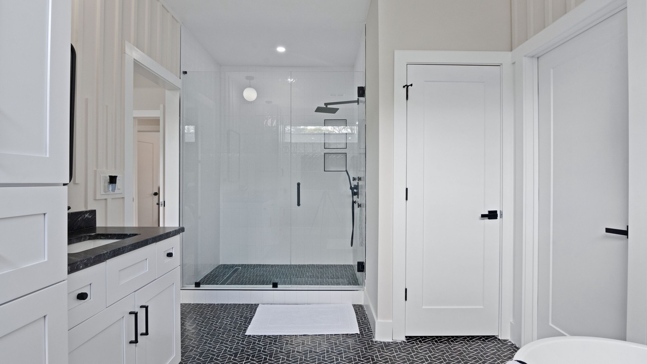 Photo of Bathroom in College Park