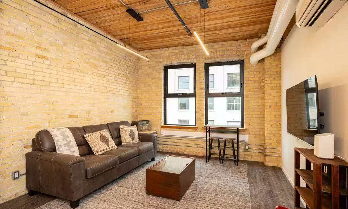 Photo of Livingroom in Exchange District