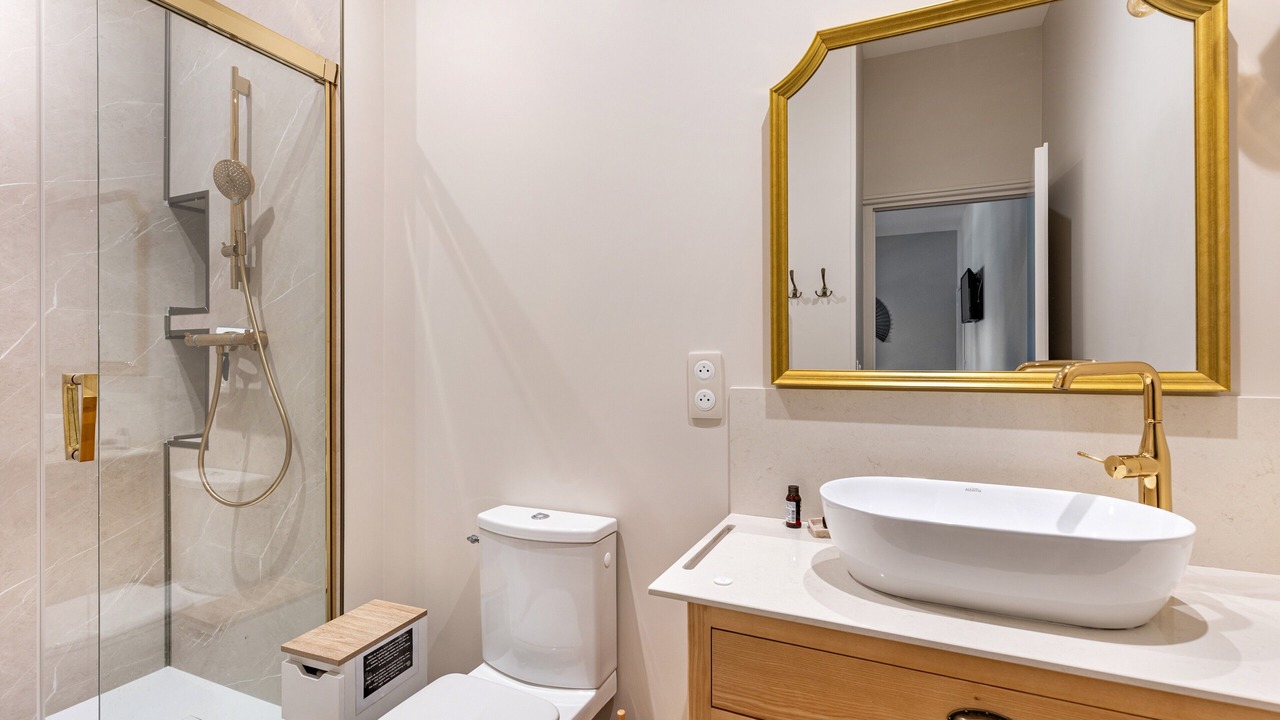 Photo of Bathroom in Vivonne