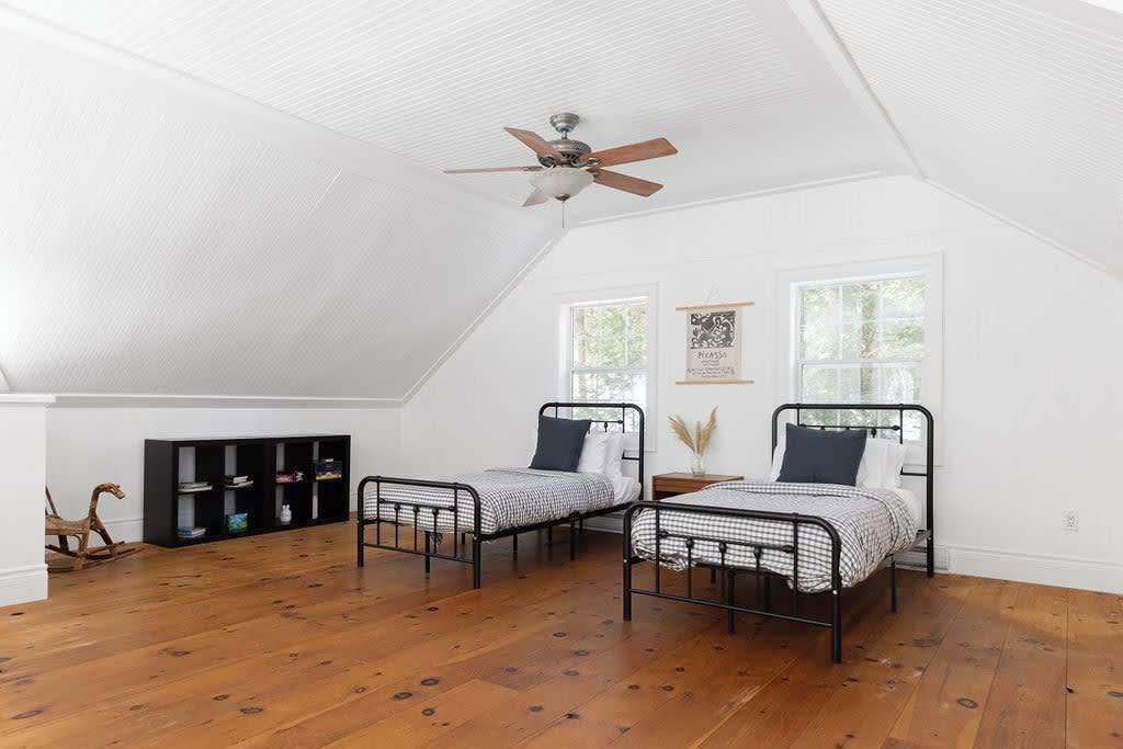 Photo of Bedroom in Baysville