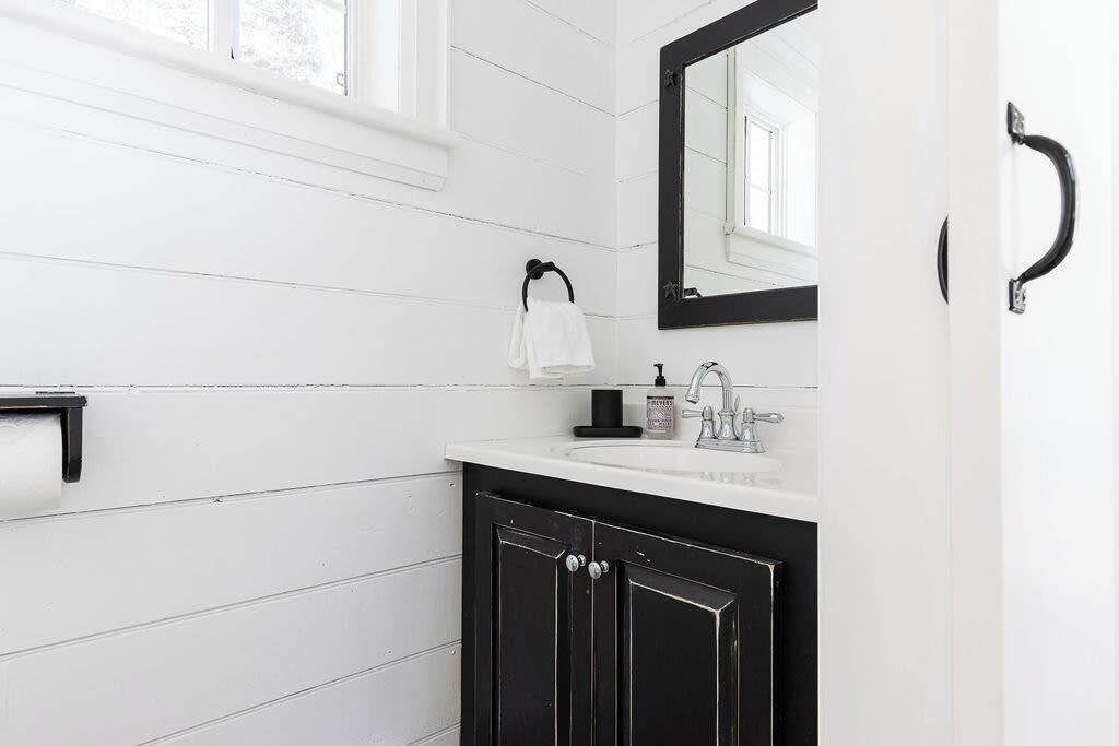 Photo of Bathroom in Baysville