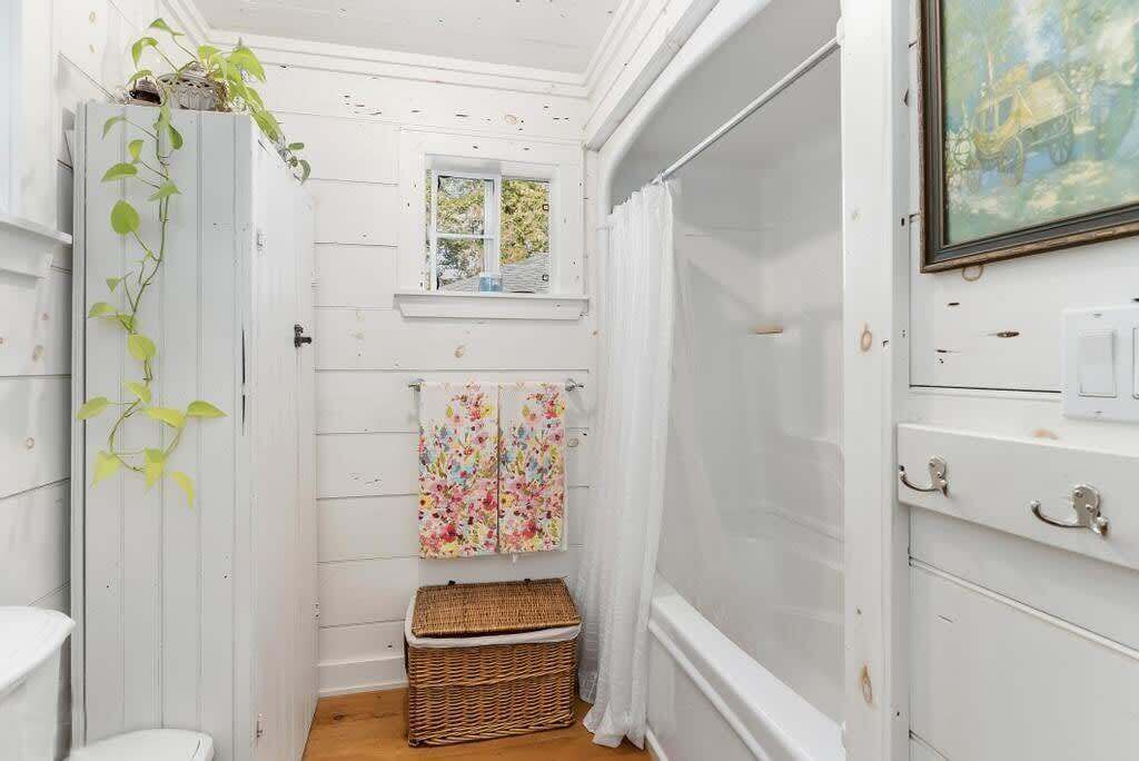 Photo of Bathroom in Baysville