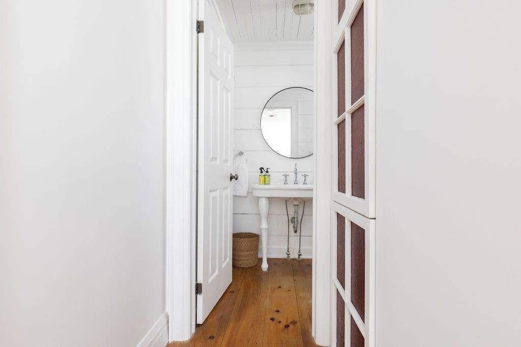 Photo of Bathroom in Baysville