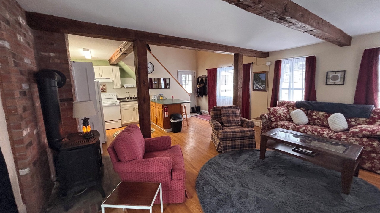 Photo of Livingroom in Newport