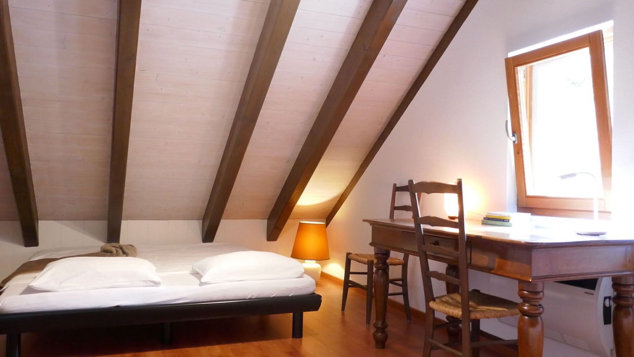 Photo of Bedroom in Mairengo