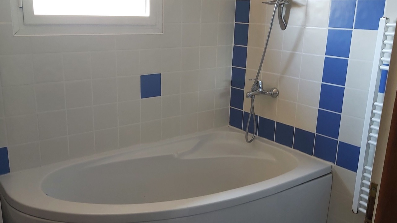 Photo of Bathroom in Nerac