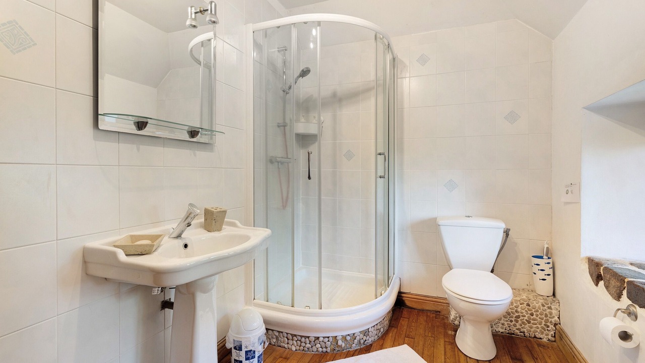 Photo of Bathroom in Saint-Thual