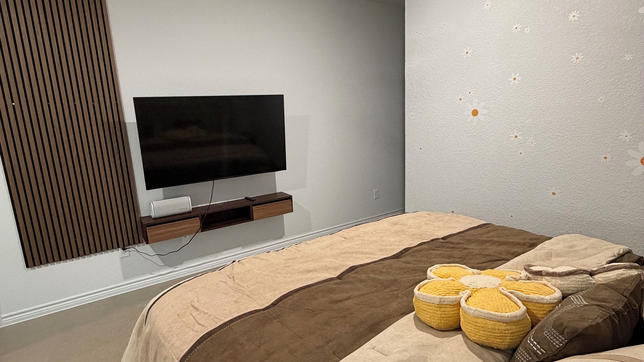 Photo of Bedroom in Temple