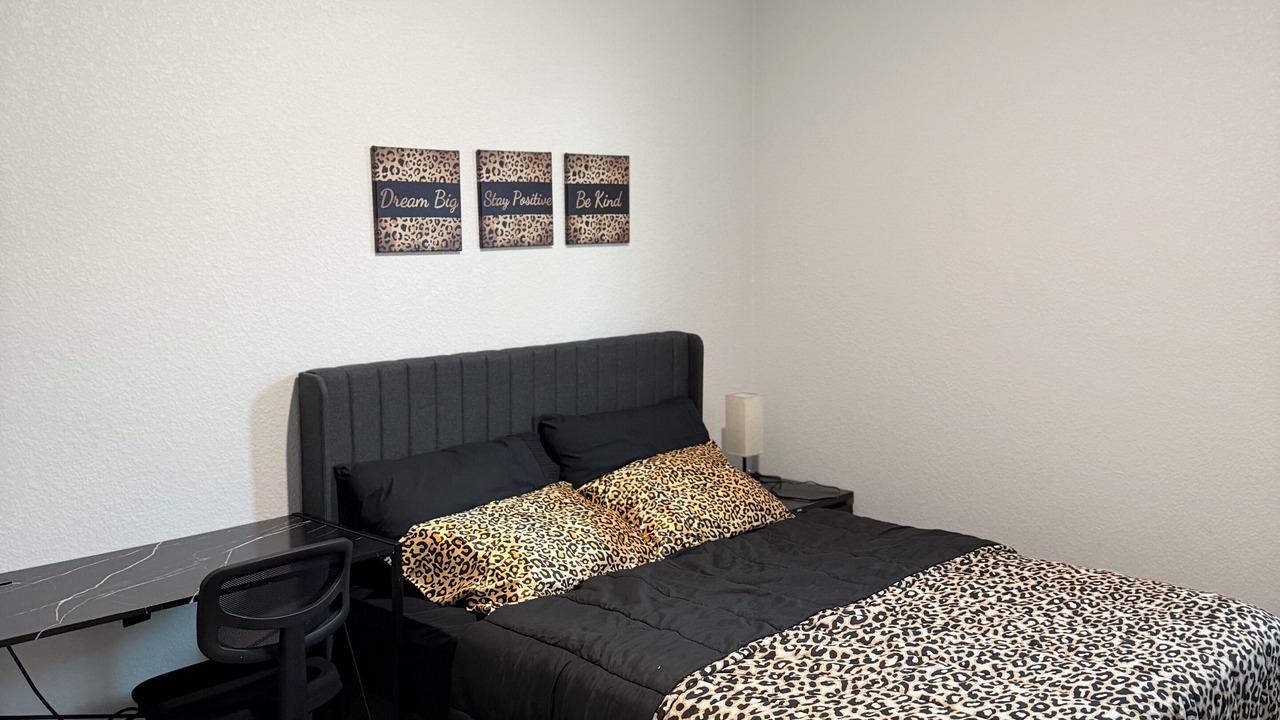 Photo of Bedroom in Temple