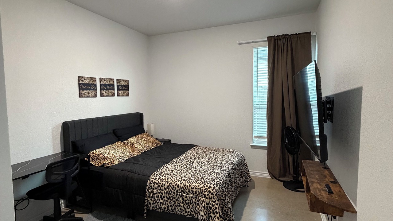 Photo of Bedroom in Temple