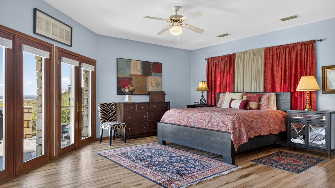 Photo of Bedroom in Horseshoe Bay
