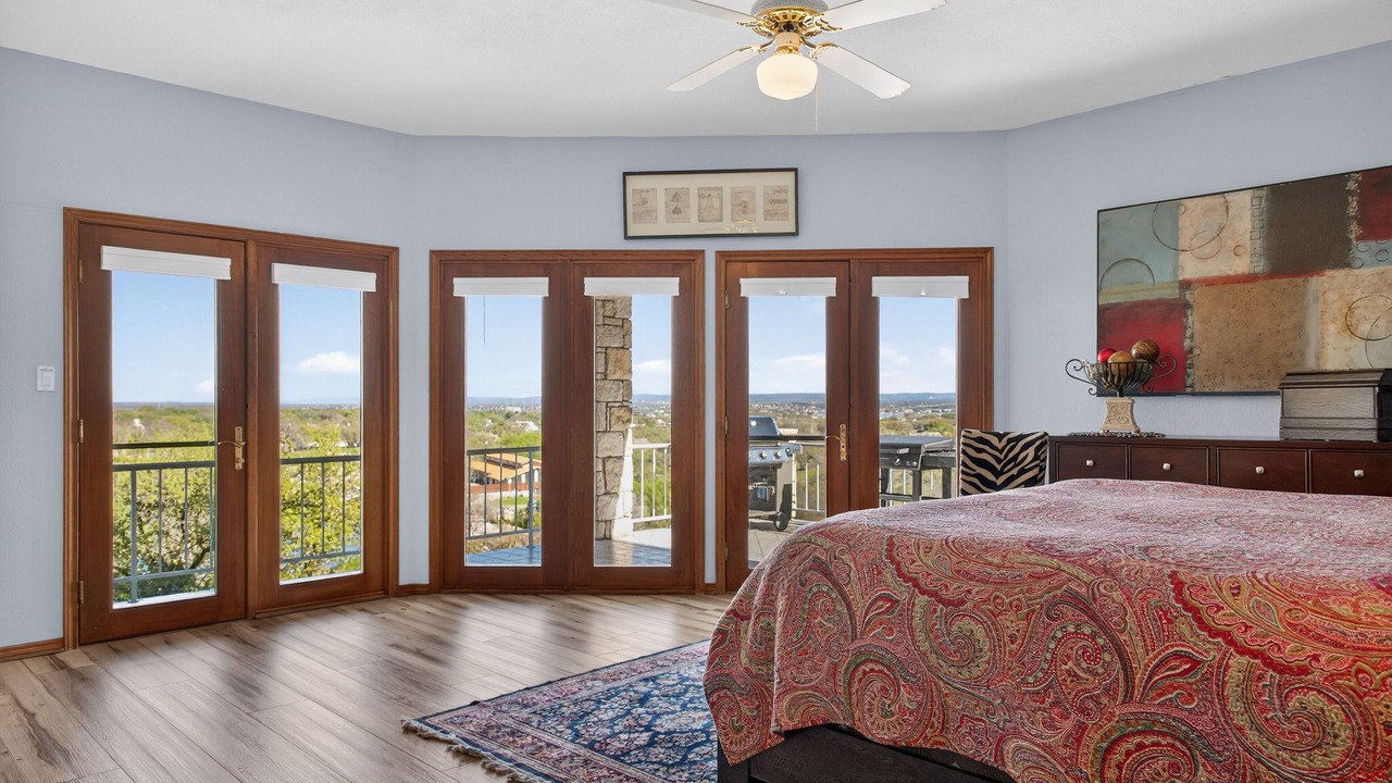 Photo of Bedroom in Horseshoe Bay