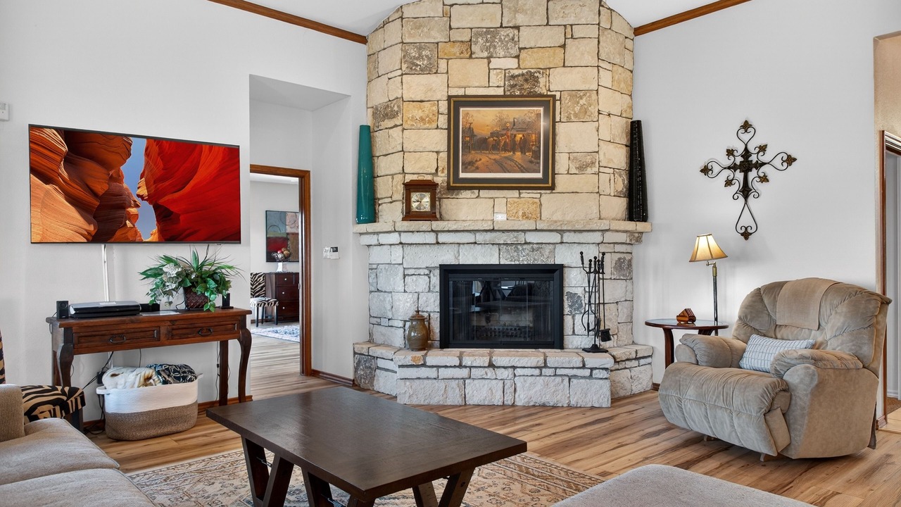 Photo of Livingroom in Horseshoe Bay