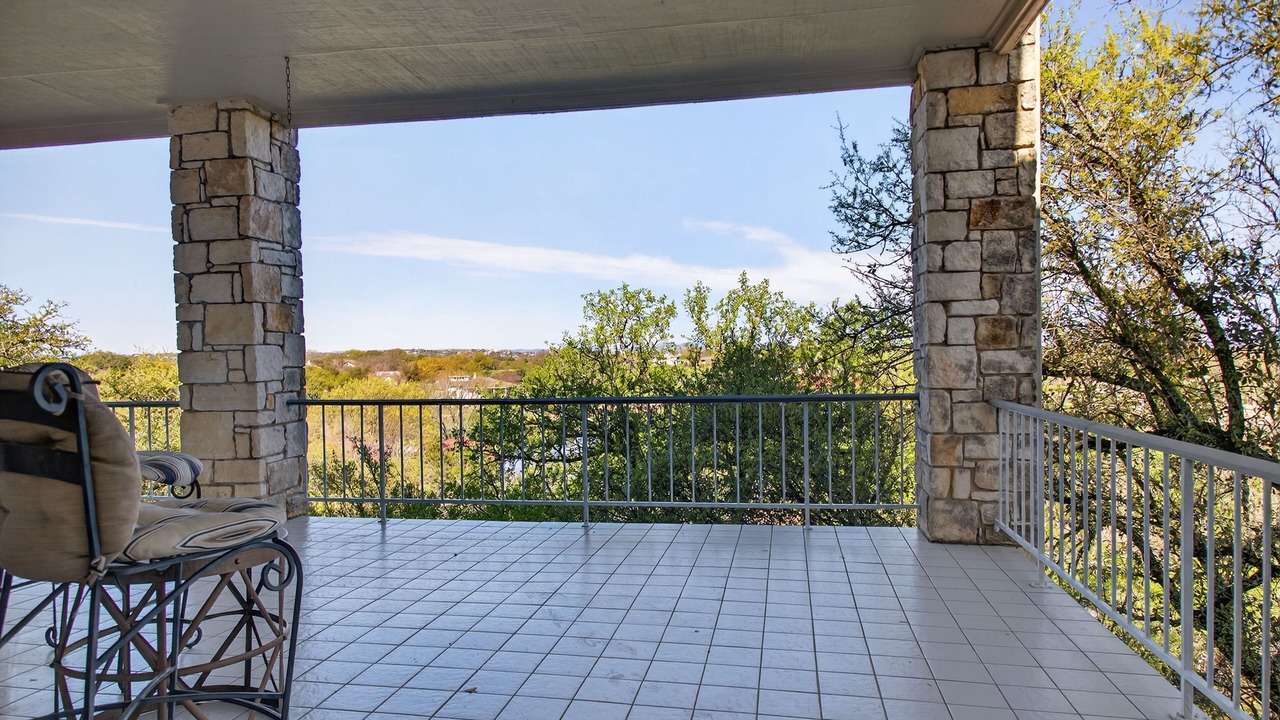 Photo of Patio Balcony in Horseshoe Bay