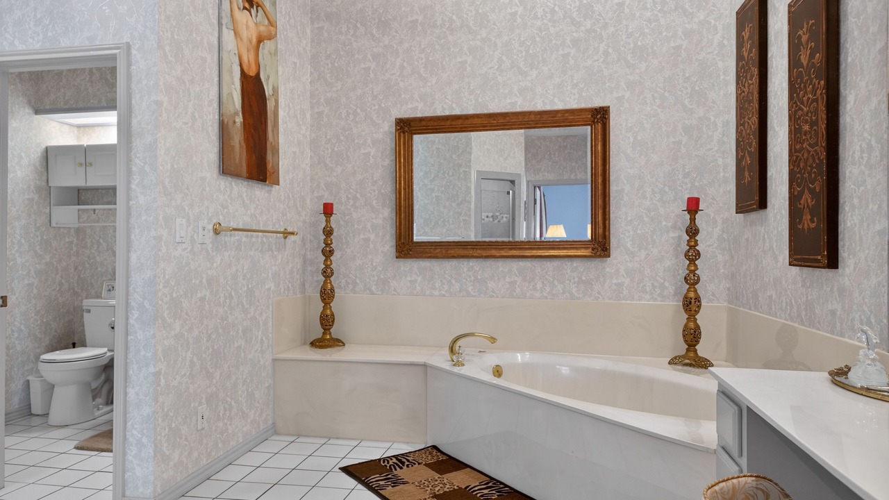 Photo of Bathroom in Horseshoe Bay