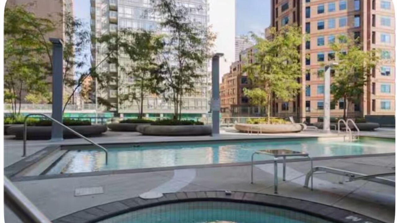 Photo of Outdoor in Bay Street Corridor
