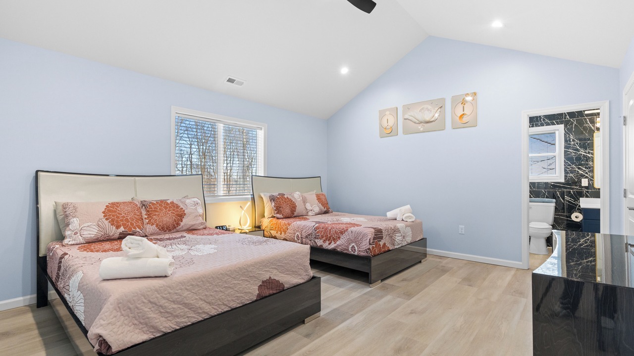 Photo of Bedroom in Long Pond