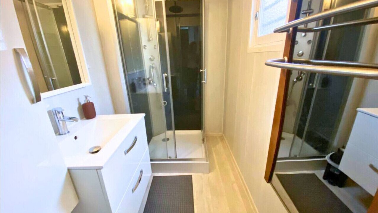 Photo of Bathroom in Le Pontet
